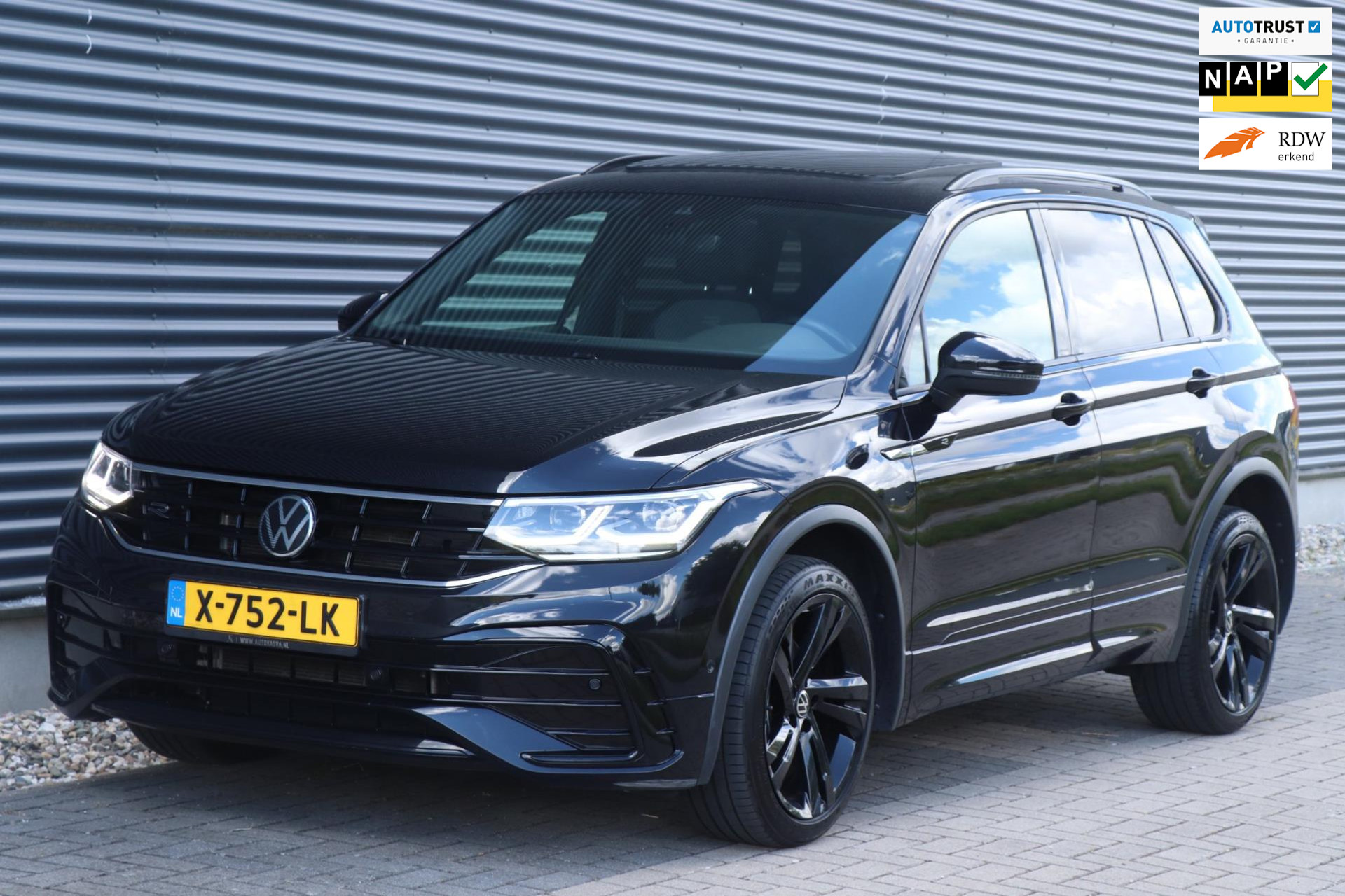 Volkswagen Tiguan 1.5 TSI | 3X R-Line - PANO - FACELIFT - VOL! 47395243-37.jpg | Auto Kasva