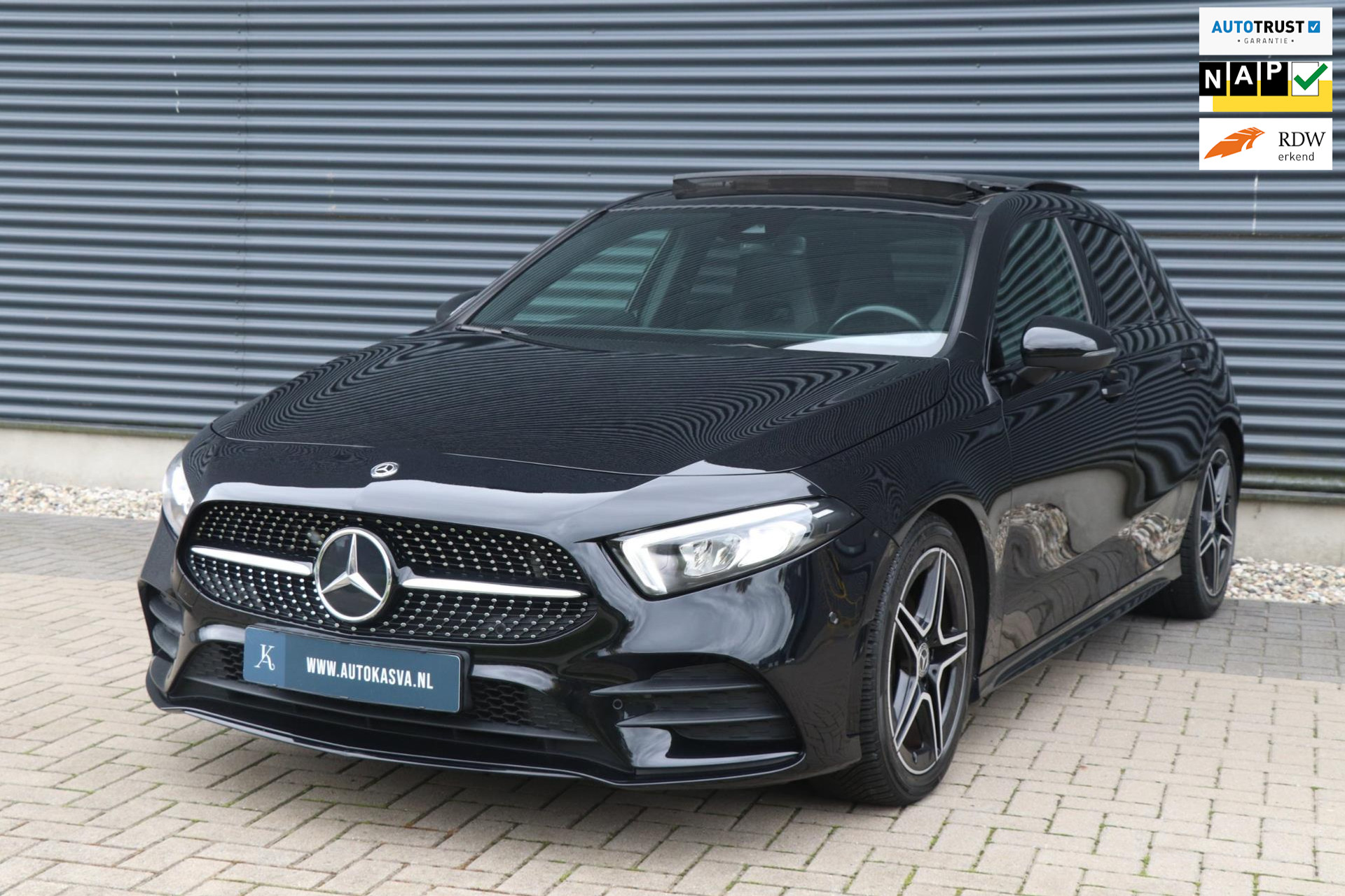 Mercedes-Benz A-Klasse A200 - Night Pakket - AMG - PANO - VOL! 47038527-0.jpg | Auto Kasva