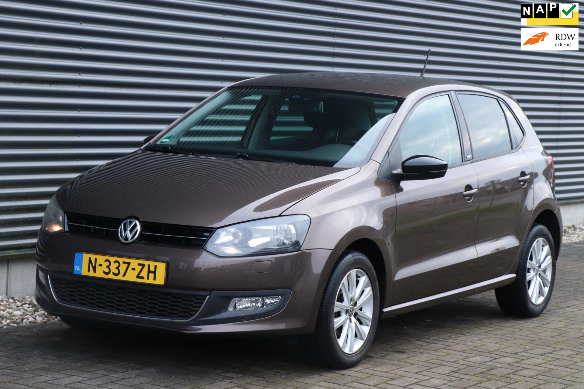 Volkswagen Polo 1.2 TSI Comfortline 48262901-18.jpg | Auto Kasva