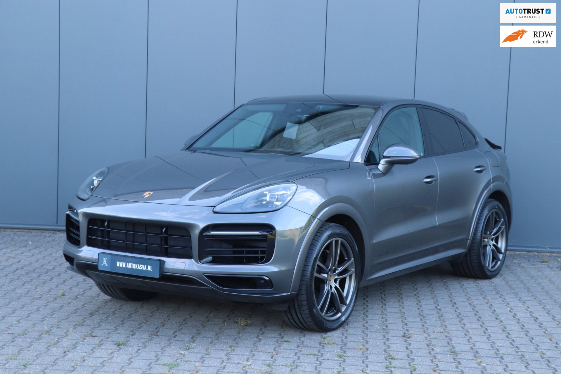 Porsche Cayenne Coupé 3.0 E-Hybrid | SportDesign| ACC | Bose | VOL! 54754737-0.jpg | Auto Kasva